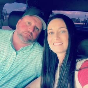 Meet your Posher, Leslie